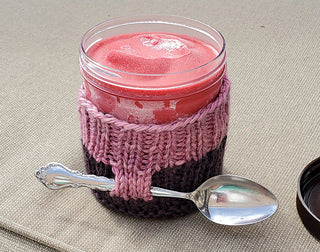 Knit Ice Cream Pint Cozy with Spoon holder