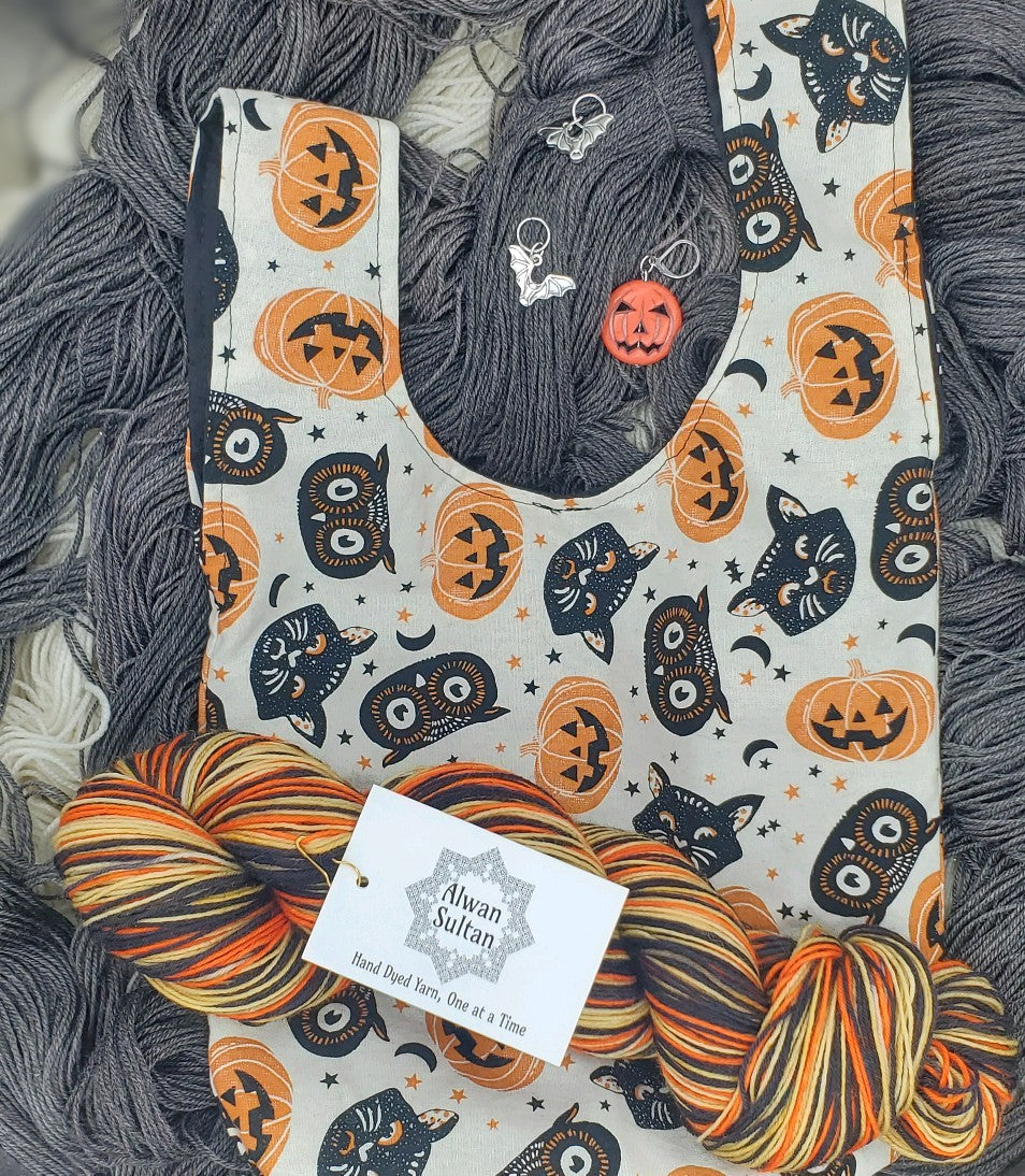 Vintage Halloween Set (Project Bag and Stitch Markers)